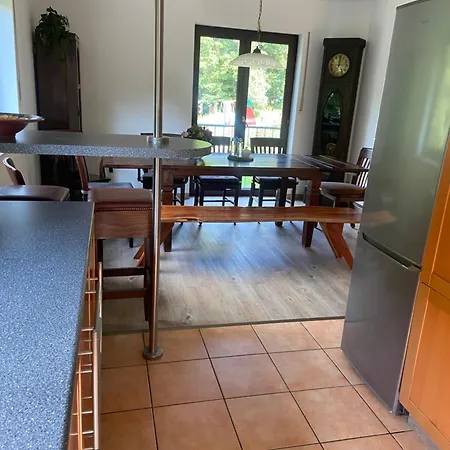 Mausberg Nyaraló Bad Neuenahr-Ahrweiler